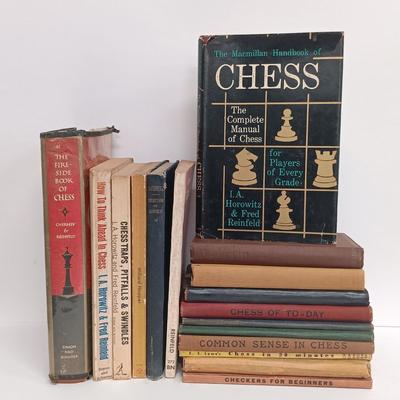 LOT 110: Vintage/Antique Chess and Checkers Books