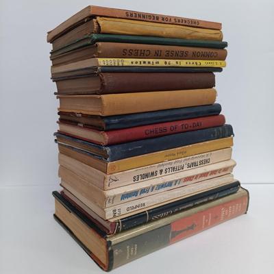 LOT 110: Vintage/Antique Chess and Checkers Books