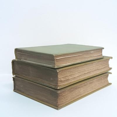 LOT 111: Vintage Sci-Fi Paperbacks, A House-Boat on the River Styx 1895 & The World of William Clissold 1926 Volumes I and II