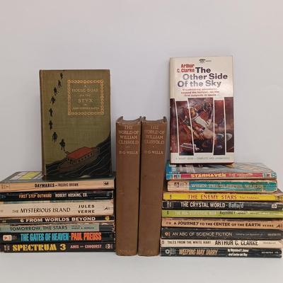 LOT 111: Vintage Sci-Fi Paperbacks, A House-Boat on the River Styx 1895 & The World of William Clissold 1926 Volumes I and II