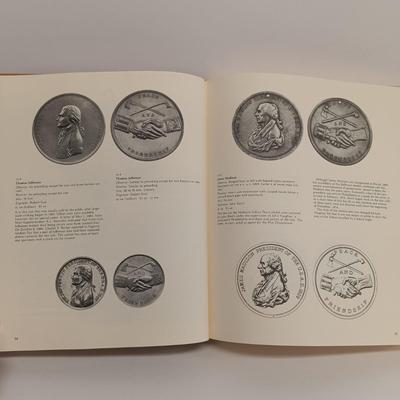 LOT 113: Vintage Numismatic/ Medal Collecting Books