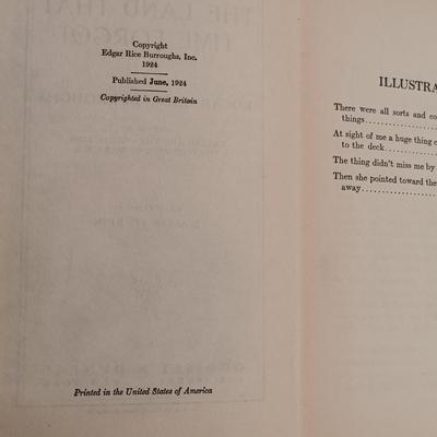 LOT 114: Vintage Edgar Rice Burroughs Collection- A Princess of Mars 1970, Carson of Venus 1963 & More