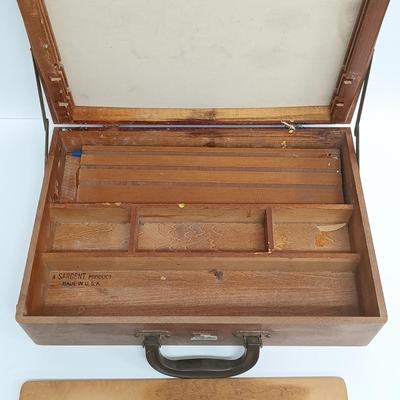 LOT 117: Vintage Sargent Easel-Aide with Blitz How to Draw Cartoons Video Kit and Art Books
