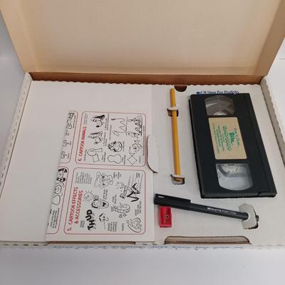 LOT 117: Vintage Sargent Easel-Aide with Blitz How to Draw Cartoons Video Kit and Art Books