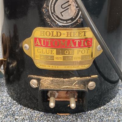 LOT 124: Vintage Hold-Heet 1Qt Glue Pot with Vintage Tools