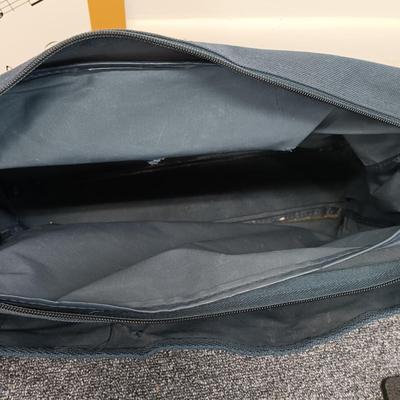 LOT 125: Collection of Clarinet Accessories