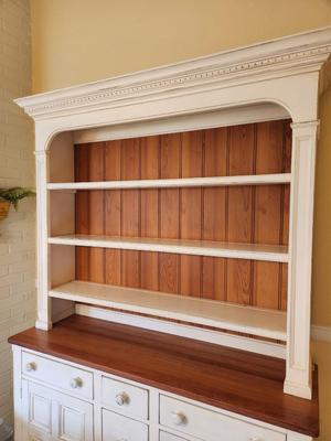 Lot #75 Lexington Furniture Company Farmhouse Style Hutch - Lot of Storage