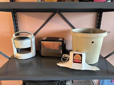 BLACK & DECKER AUTOMATIC JAR OPENER, HAMILTON BEACH TOASTER AND RIVAL YOGURT AND ICE CREAM MAKER