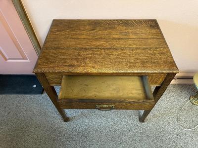 WOODEN TABLE WITH DRAWER AND LAMP
