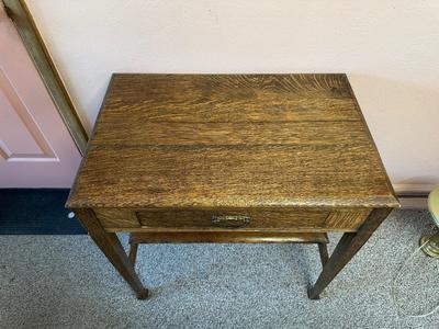 WOODEN TABLE WITH DRAWER AND LAMP