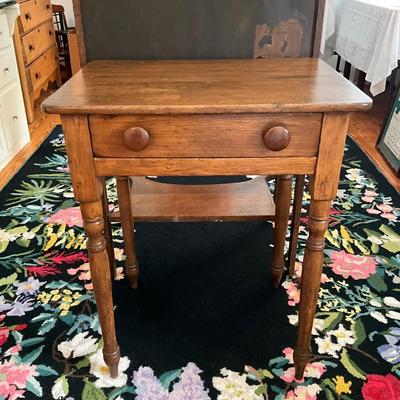 UBB413 Antique Single Drawer Table / Stand