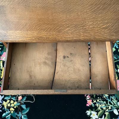 UBB414 Antique Oak Desk with Mirror and Stretcher