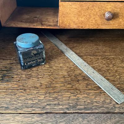 UBB414 Antique Oak Desk with Mirror and Stretcher