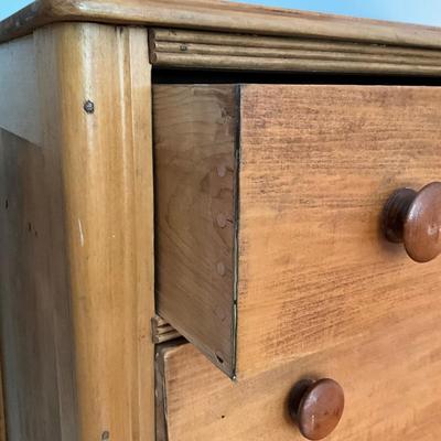 UBB415 Antique Pine Four Drawer Dresser