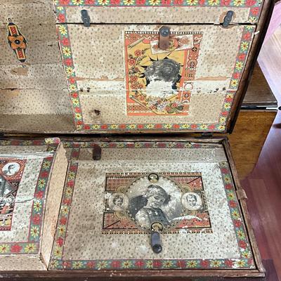 L421 Antique Victorian Dome Top Steamer Trunk