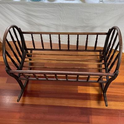 L422 Antique Victorian Baby Cradle