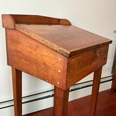 L424 Antique Primitive Slant Front Desk with Key