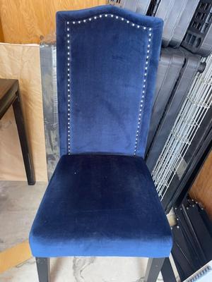 Cute Blue Velvet Accent Chair