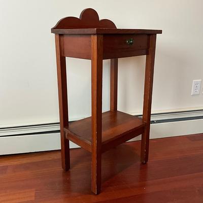 L428 Victorian Pine Single Drawer Stand/Table