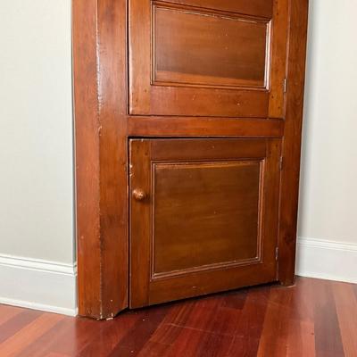 L432 Antique Pine Corner Cabinet