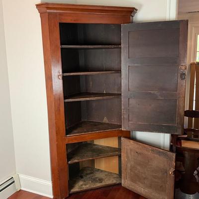 L432 Antique Pine Corner Cabinet