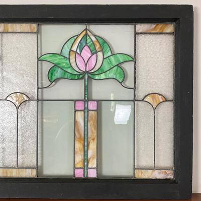 L441 Antique Victorian Stained Glass Floral Window