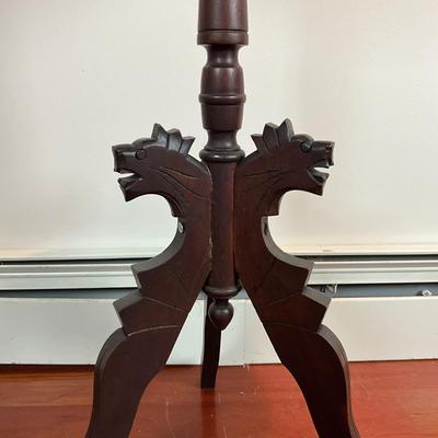 DR450 Antique Victorian Pedestal Table