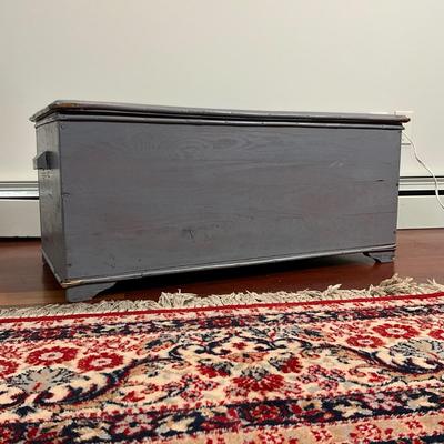 DR453 Antique Grey Painted Pine Chest