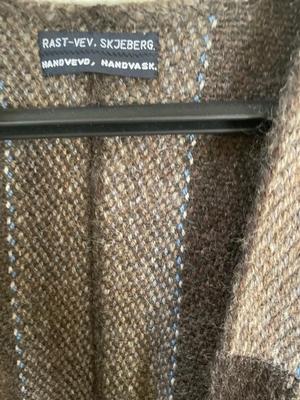 Women’s cape and sweater