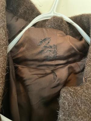 Vtg brown cape