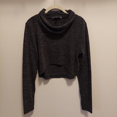 Small/Medium Tops by Cabi & More (PBC-BBL)