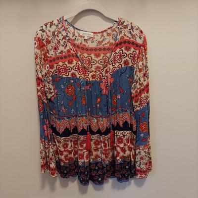 Women's Flowy Floral Tops Size Small (PBC-BBL)