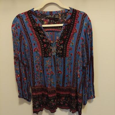 Women's Flowy Floral Tops Size Small (PBC-BBL)