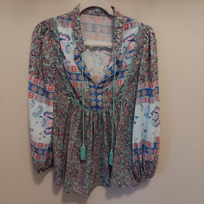 Women's Flowy Floral Tops Size Small (PBC-BBL)