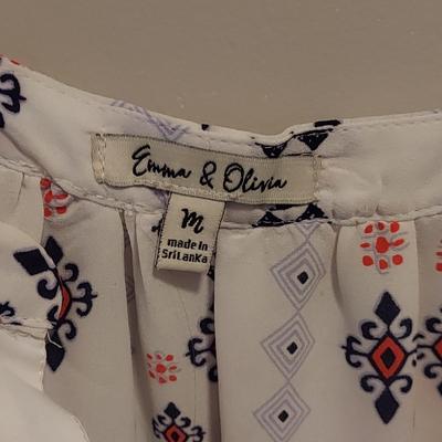Women's Flowy Floral Tops Size Small (PBC-BBL)