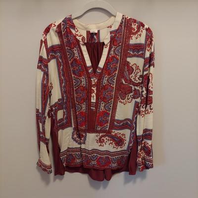 Women's Flowy Floral Tops Size Small (PBC-BBL)