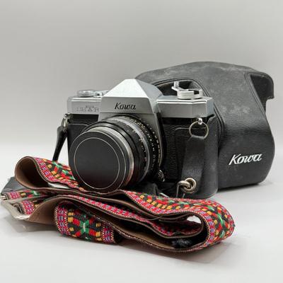 LOT 42K: Vintage Kowa SE T R 35mm Film Camera w/ Lenses: Kowa-R 1:4/200 & 50mm