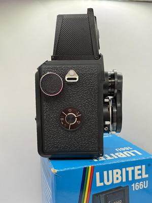LOT 43K: Medium Format Twin Lens Reflex 120mm Cameras: Lubitel 166U & Yashica LM Copal-SV