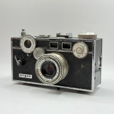 LOT 44K: Film Cameras: Argus Coated Cintar C3 Range Finder 35mm w/ Leather Case & Woca 120 GF w/ Box