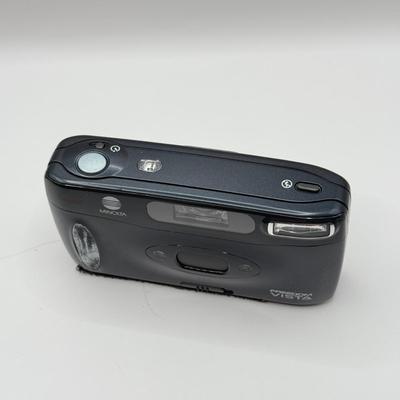 LOT 46K: 35mm Film Cameras: Canon Mega Zoom 105, Minolta Freedom Vista & Pentax IQZoom 920m