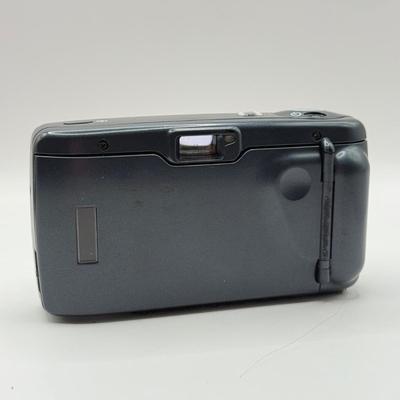 LOT 46K: 35mm Film Cameras: Canon Mega Zoom 105, Minolta Freedom Vista & Pentax IQZoom 920m
