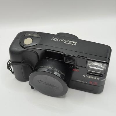 LOT 46K: 35mm Film Cameras: Canon Mega Zoom 105, Minolta Freedom Vista & Pentax IQZoom 920m