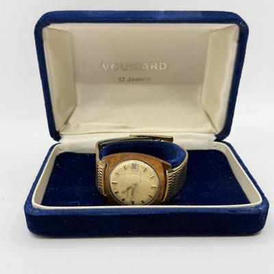 LOT 54J: Vintage Voumard 17 Jewels "2000" Watch w/ Box (working)