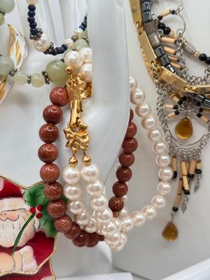 LOT 55J: Vintage Costume Jewelry: Necklaces, Bracelets, Pins & More