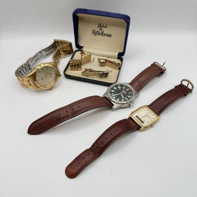 LOT 56J: Men's Watches, Cufflink Pair & Tie Clips: Wenger Swiss Military, Swank, Seiko & Pulsar