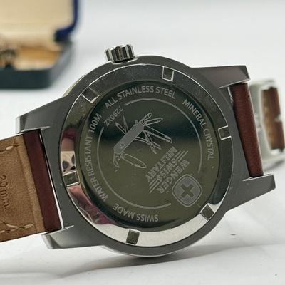 LOT 56J: Men's Watches, Cufflink Pair & Tie Clips: Wenger Swiss Military, Swank, Seiko & Pulsar