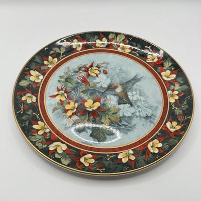 LOT 64K: Bird Themed China: Wedgwood Kutani Crane Bud Vase, Royal Doulton Theresa Politowicz Hummingbird Heirloom Plates & Vintage...