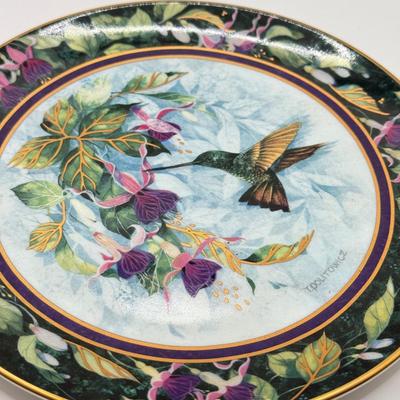 LOT 64K: Bird Themed China: Wedgwood Kutani Crane Bud Vase, Royal Doulton Theresa Politowicz Hummingbird Heirloom Plates & Vintage...