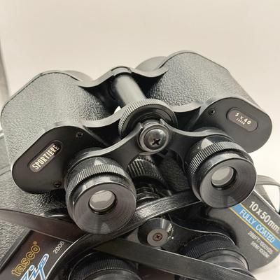 LOT 66K: For the Explorers! Dalvey Scotland Classic Oakleaf Compass w/ Box & Pair of Binoculars: Tasco & Sportiere