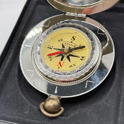 LOT 66K: For the Explorers! Dalvey Scotland Classic Oakleaf Compass w/ Box & Pair of Binoculars: Tasco & Sportiere